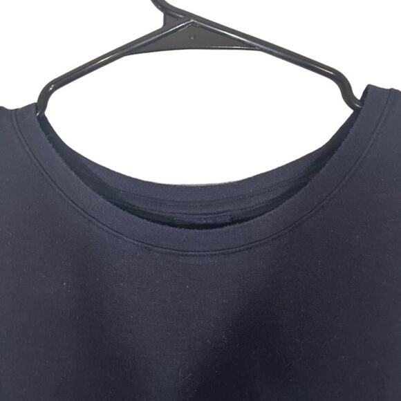 Halogen Navy Blue Sleeveless Scoop Neck Keyhole Back Blouse Women Sz M - Picture 3 of 9